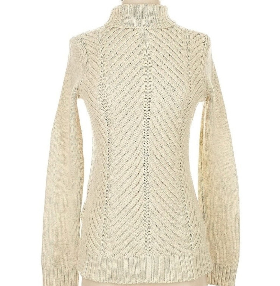 Vince Cream Turtleneck Sweater 50% Yak 50% Wool Size XS